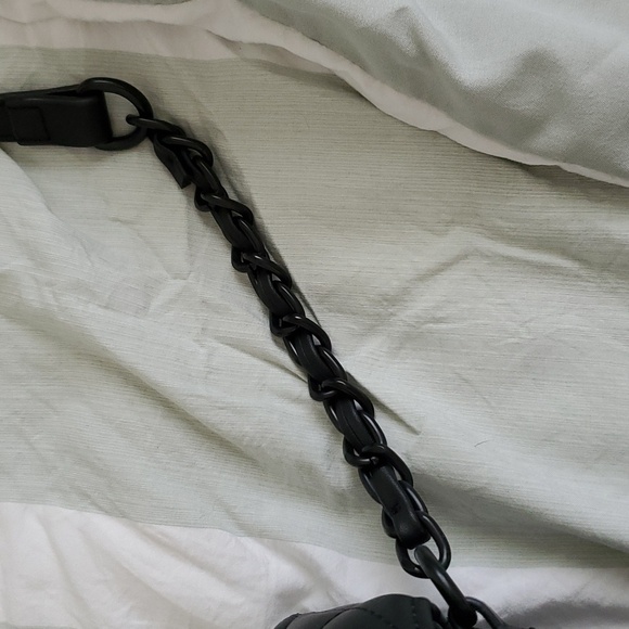 NWT Betsey Johnson Xoviola Skull Purse - Picture 4 of 8